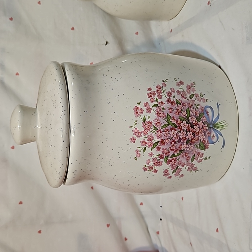 Vintage Speckled Ceramic Blush Pink Flower Blue Ribbon Large Canister Jar w/Lid